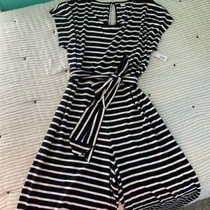 Old Navy Tie-Belt Dolman Sleeve Jumpsuit XL